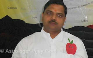 Astrologer Vijay Goel